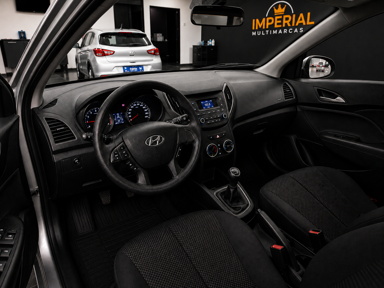 HB20S 1.6 Comfort foto 2